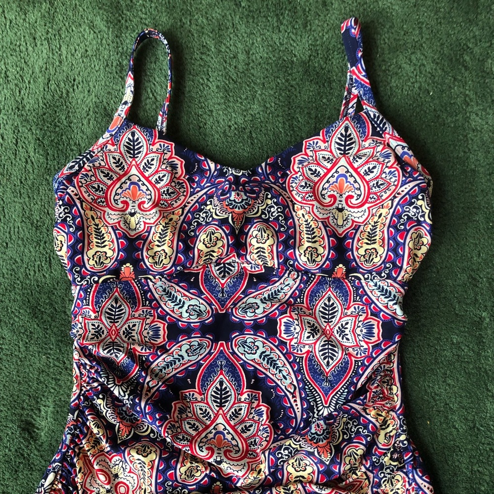 Azura bra sized swimsuit tankini DD/E